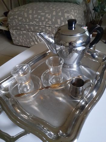 Plateau, carafe, accessoires