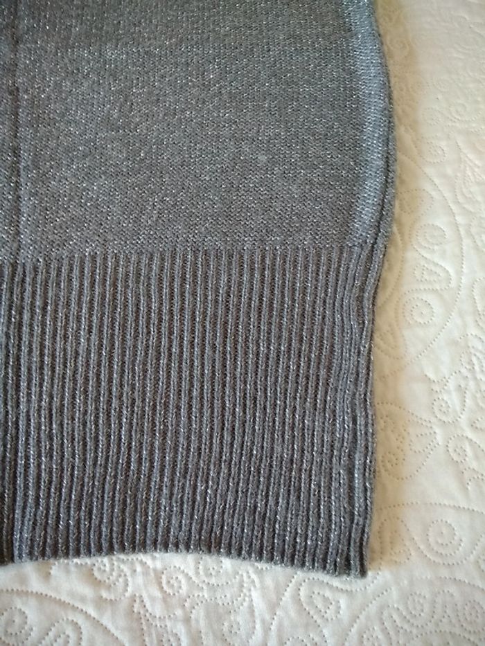 Pull gris pailleté argent - photo numéro 3