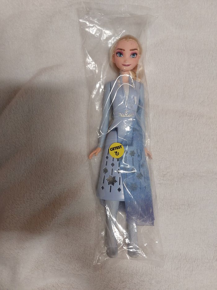 Poupée reine des neiges