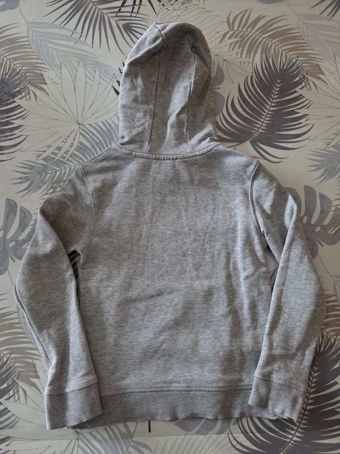 Pull dessin ballon de foot - photo numéro 4