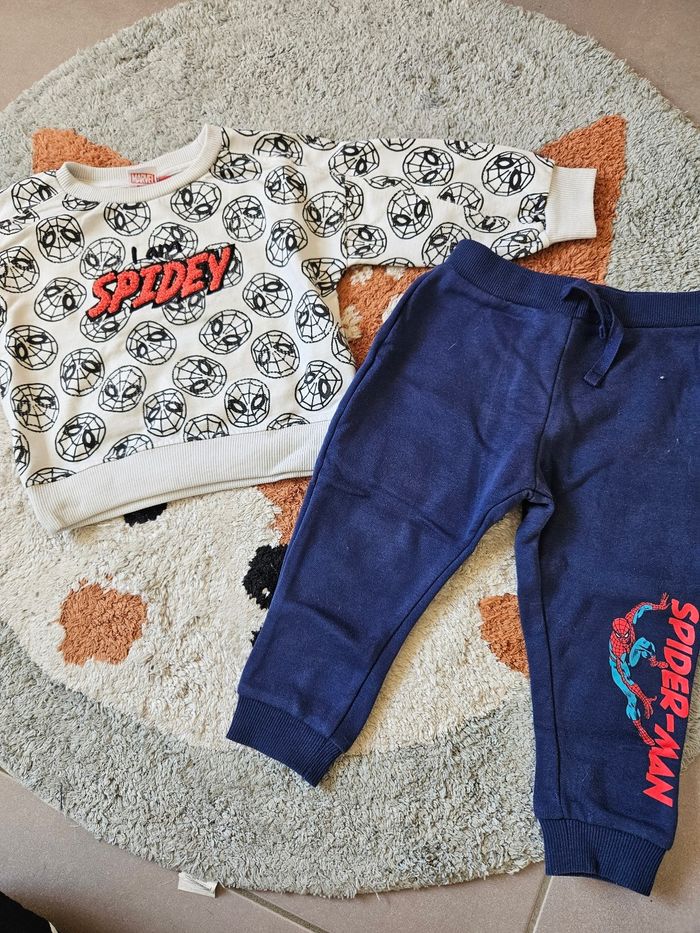 Ensemble Spiderman- 24 mois