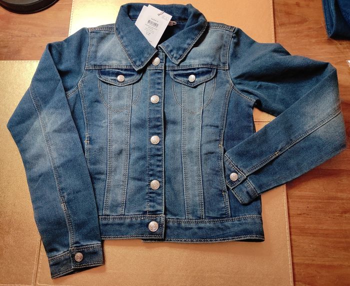 Lot de 8  vêtements neuf fille 10 ans - photo numéro 4