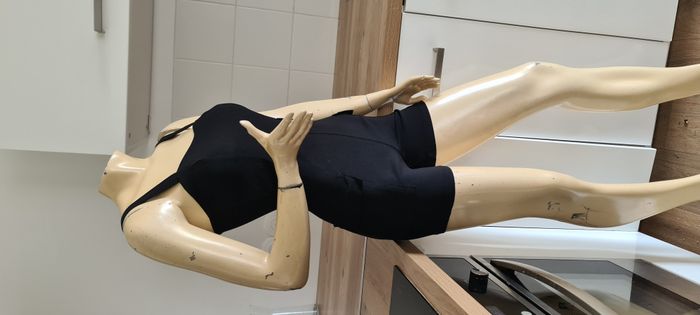 tres jolie combinaison salopette taille 36 tres extensible - photo numéro 4