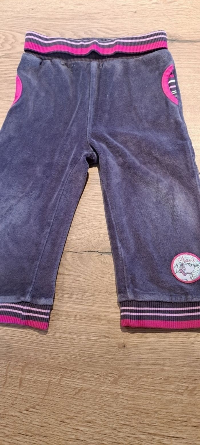 3 pantalons - photo numéro 3