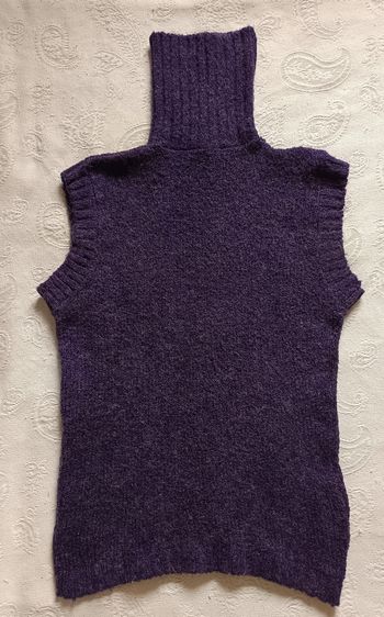 Pull sans manches. Taille Large. 