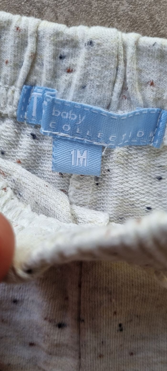 Ensemble taille 1 mois - photo numéro 2