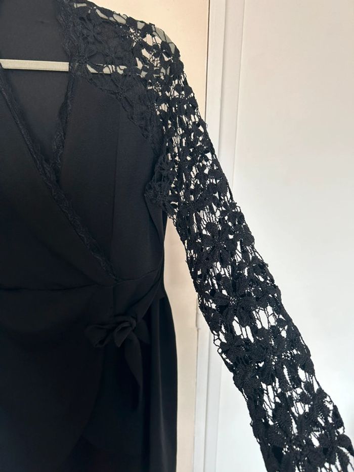 Robe noir dentelle - photo numéro 2