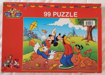 Puzzle Disney 99 pièces 