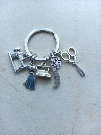Porte-clés objets couture