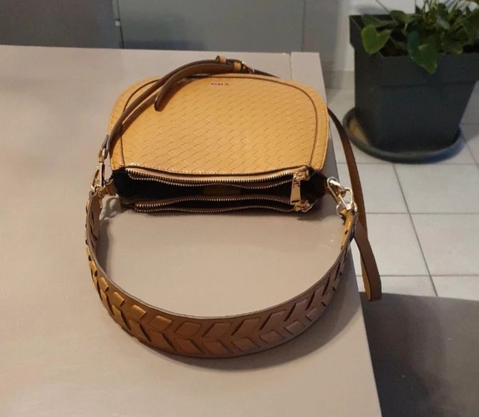 Sac 👜👜 a main bandoulière parfois - photo numéro 4