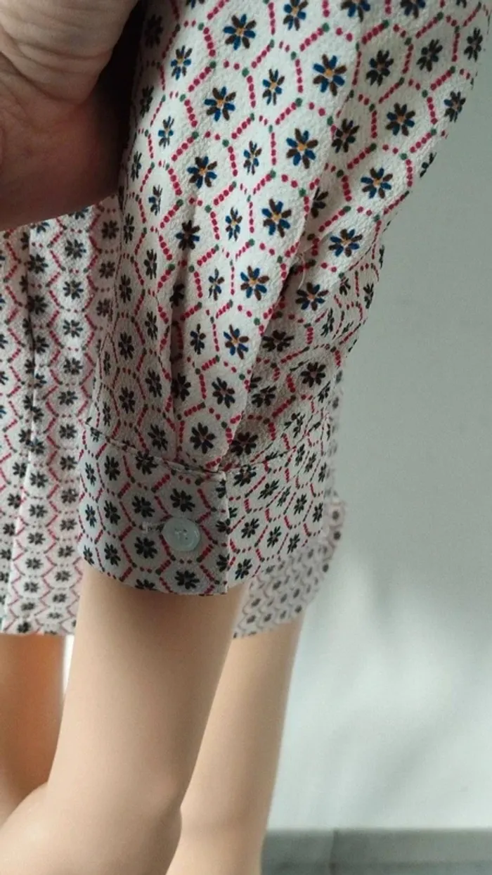 Blouse chemise beige avec motifs fleurs taille s femme - photo numéro 8