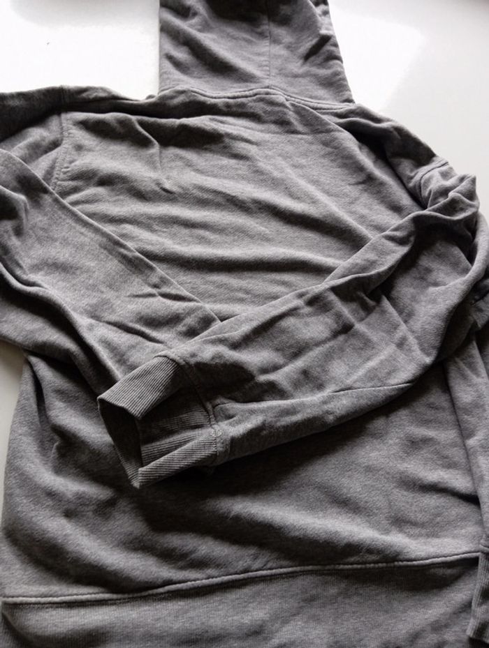 Sweat à capuche taille l - photo numéro 4