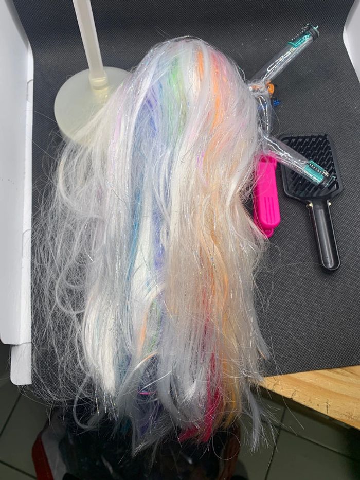 Poupée Rainbow high studio hair - photo numéro 5