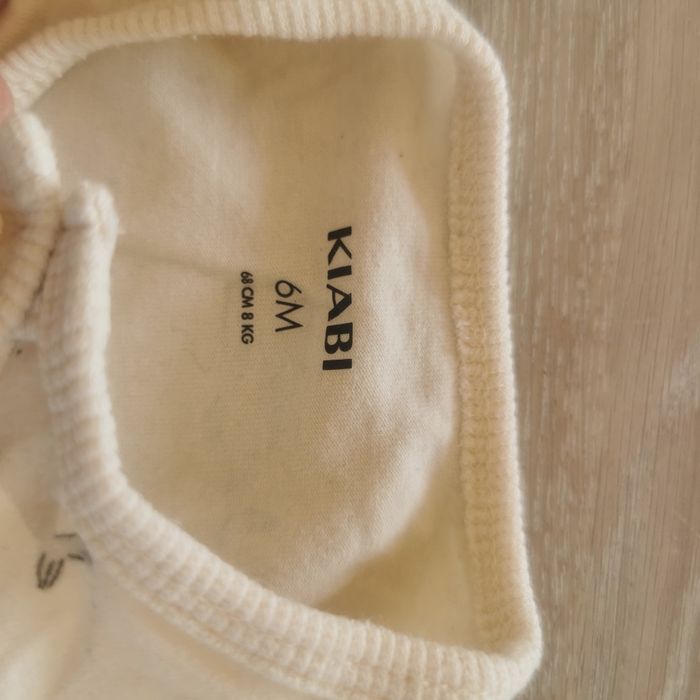 Grenouillère légère taille 6 mois kiabi - photo numéro 3