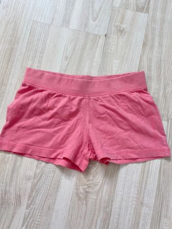 Short fille Vynil Fraise