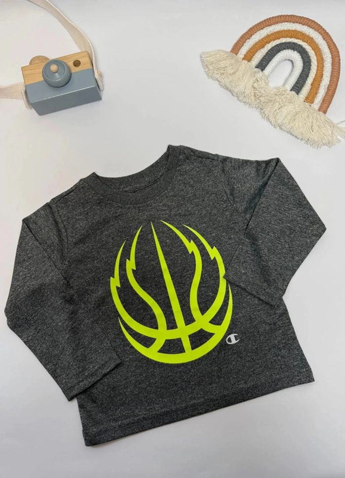 T-shirt Champion bébé garçon taille 18 mois comme neuf