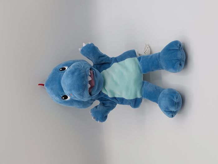 Peluche doudou marionnette dragon bleu rouge bordeaux 8th wonder ltd 35 cm
