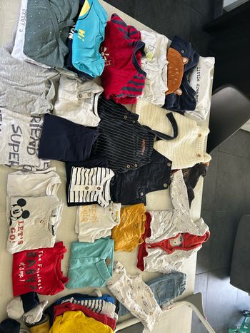 Lot vêtement 6 mois