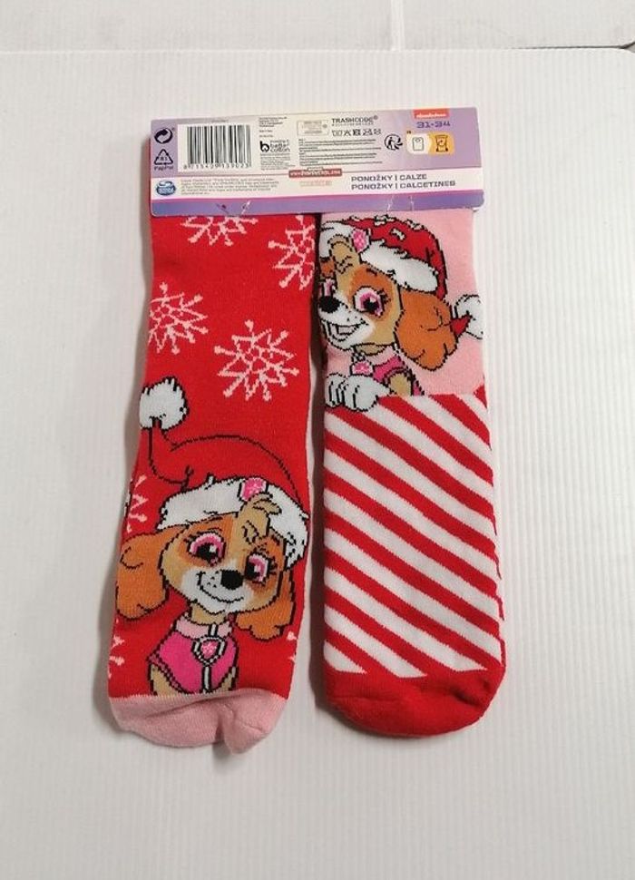 Lot chaussette PAW PATROL de Noël taille 31/34.