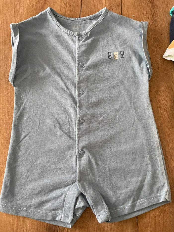 2 Combishort et 1 body Obaibi 6 mois - photo numéro 5