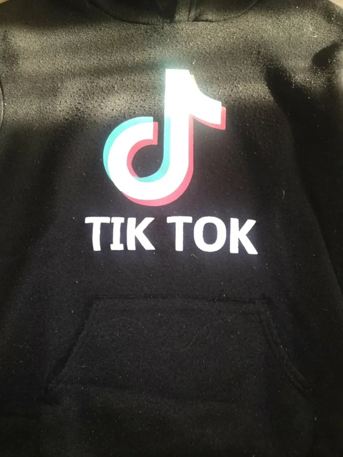 Sweat Noir Fille Tik tok - photo numéro 2