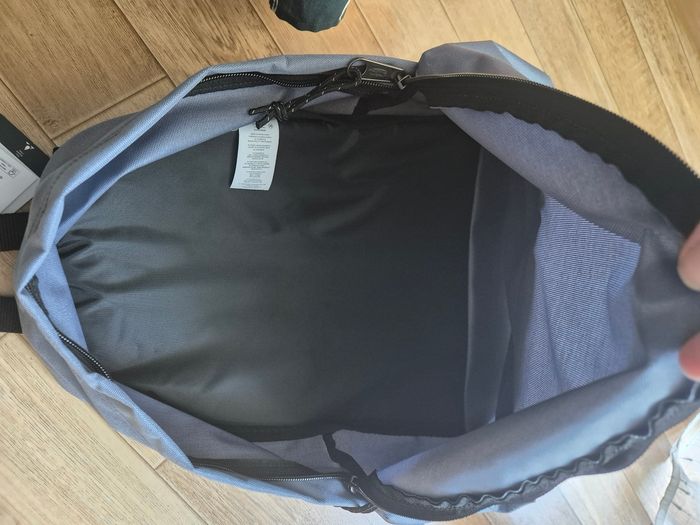 Sac a dos Eastapk NEUF bleu clair - photo numéro 4