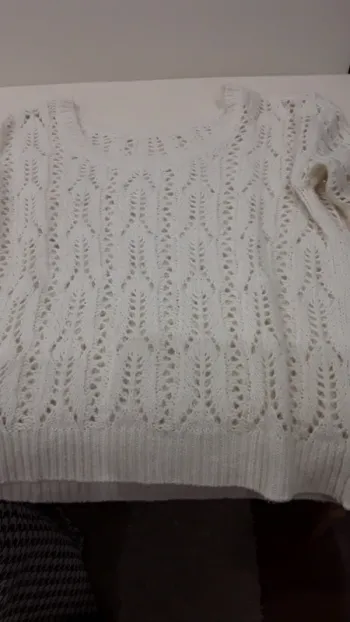 Pull femme  ajouté,  couleur crème