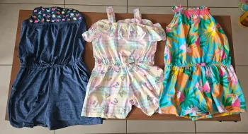 Combishort taille 4 ans