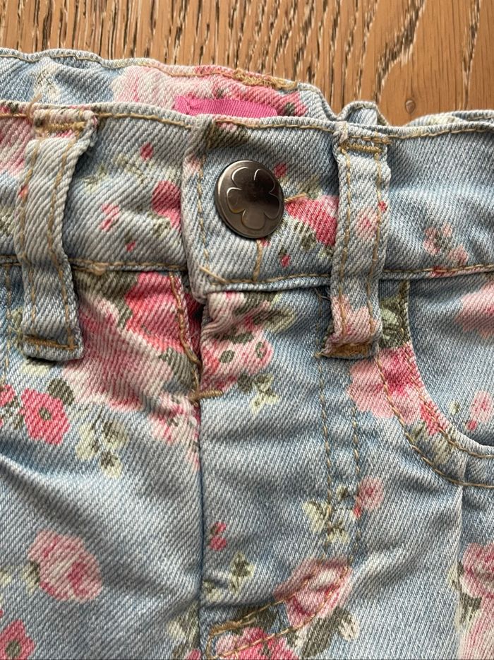 Young Dimension jeans bleu fleuri 12 mois - photo numéro 4