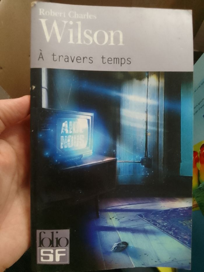 Livre À travers temps