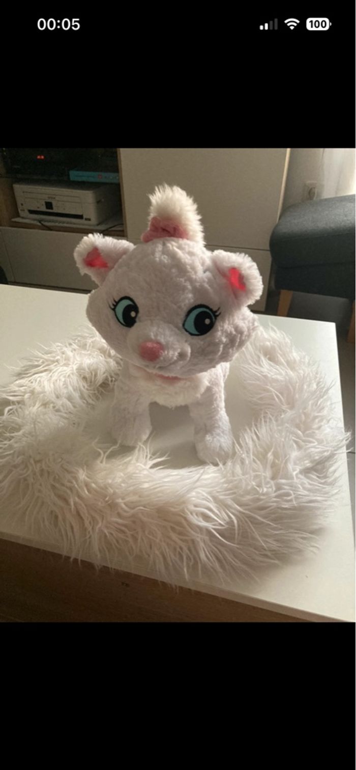 Peluche « Marie » des Aristochats  Marque Disney - photo numéro 2