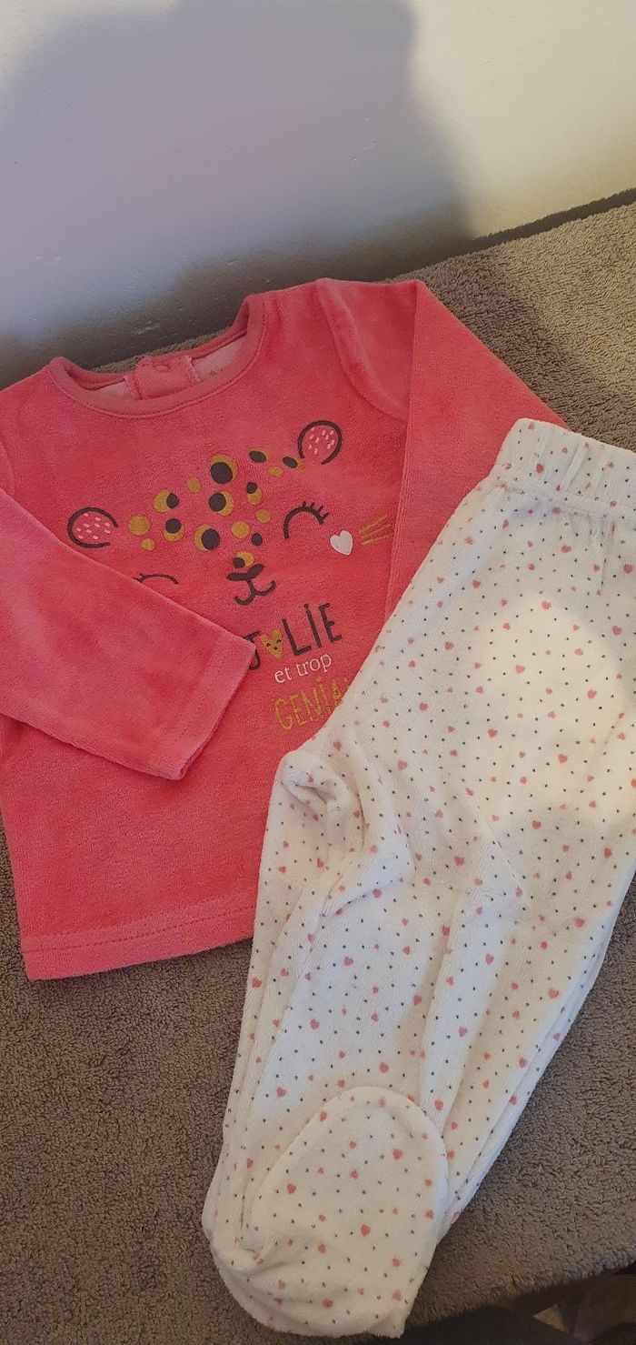 Lot vêtements fille 9-12 mois - photo numéro 2