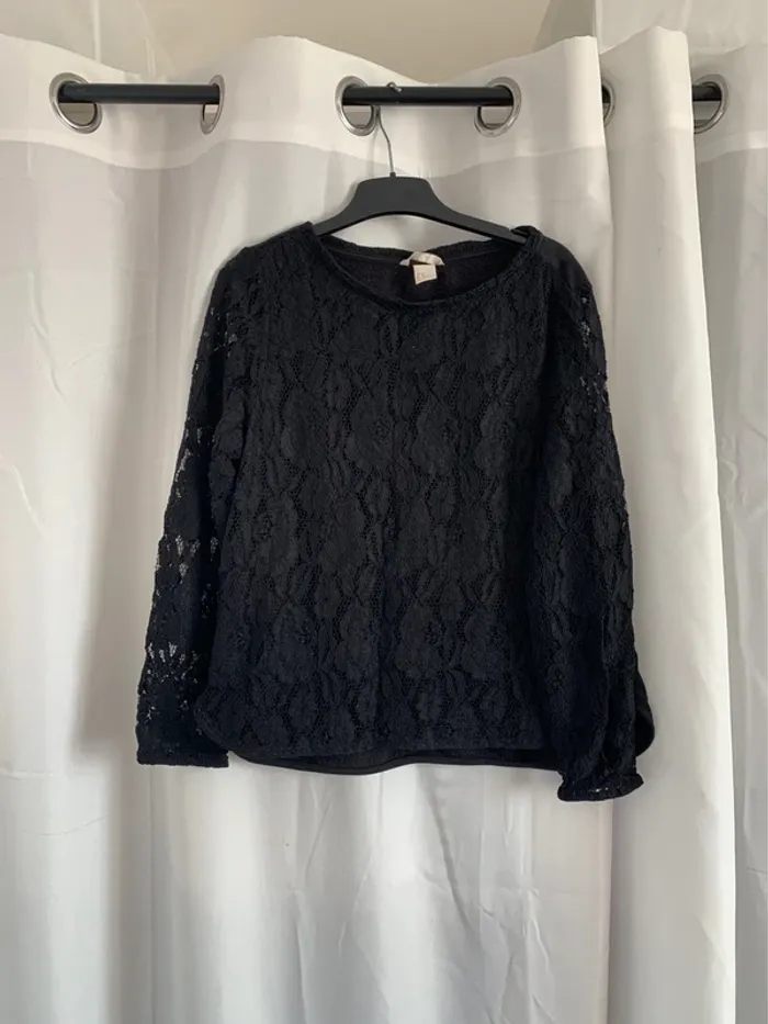 Pull dentelle