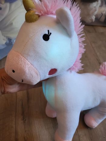 Peluche licorne lumineuse