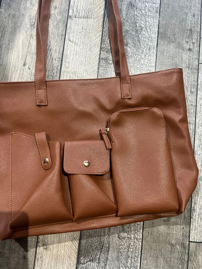 Très beau sac à main . - photo numéro 2