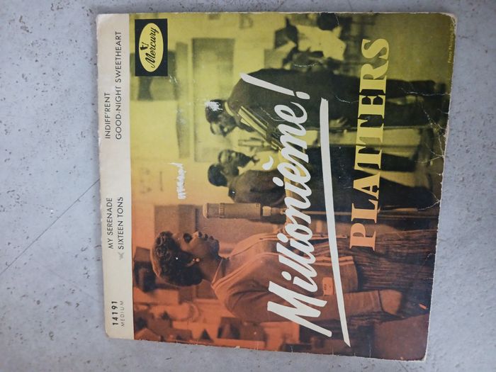 Platters Millionième disque vinyl 45 T