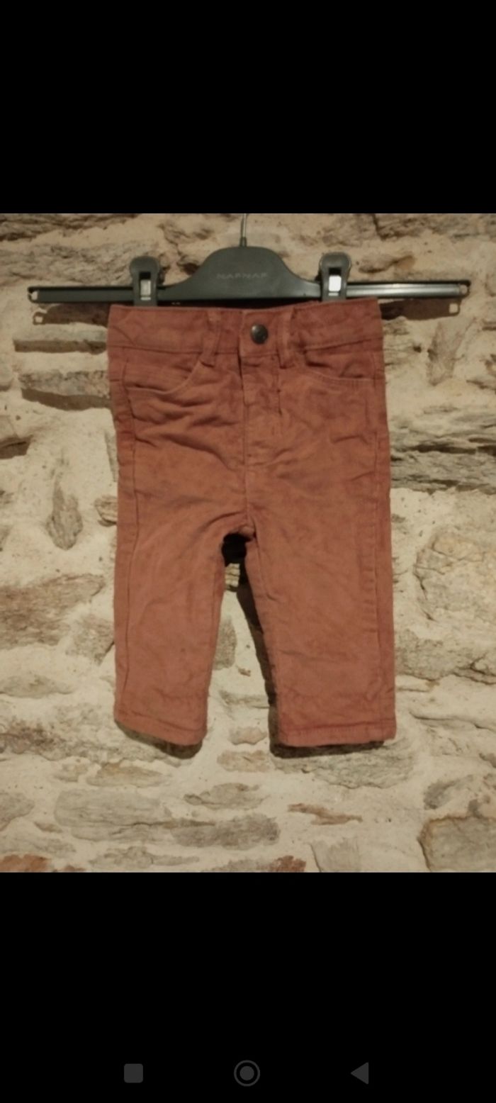Pantalon taille 6mois, collection 2025