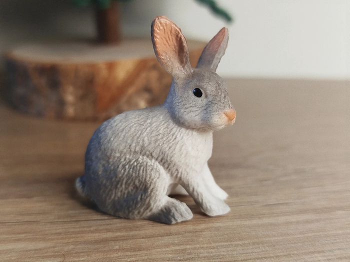 Figurine lapin gris et blanc Animal de la ferme - photo numéro 2