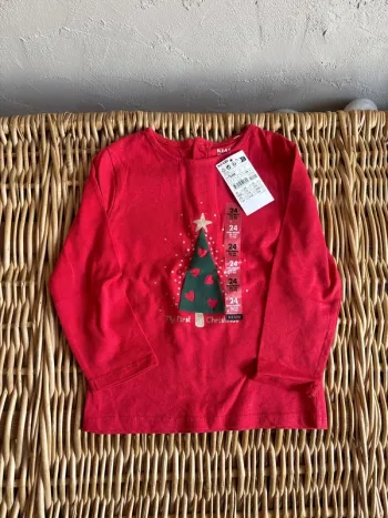 Pull de Noël Kiabi 24mois neuf avec étiquette