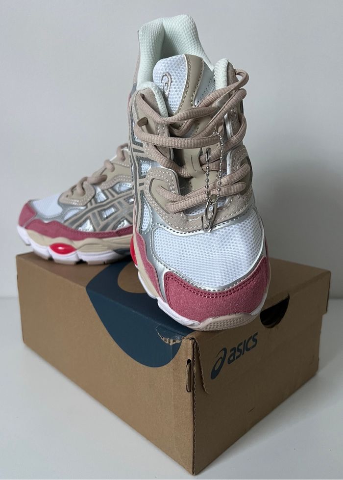 Chaussure Asics GEL - photo numéro 2