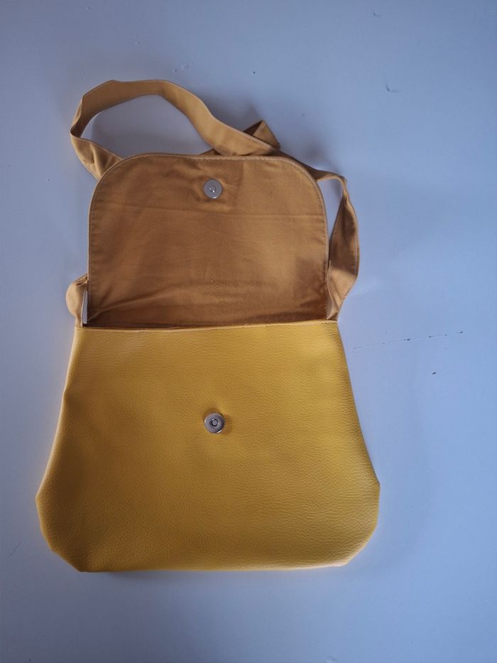 Sac a mains pour jeune fille - photo numéro 2