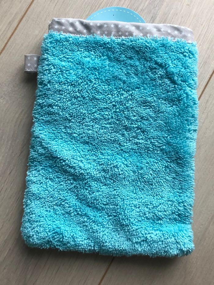 Gant de toilette bleu mouton Carré blanc - photo numéro 2