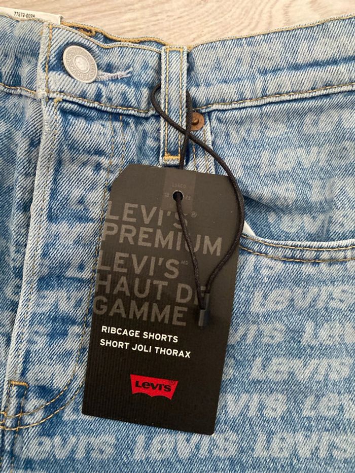 Short en jean, marque Levis, taille 25 xXS 34 - photo numéro 4