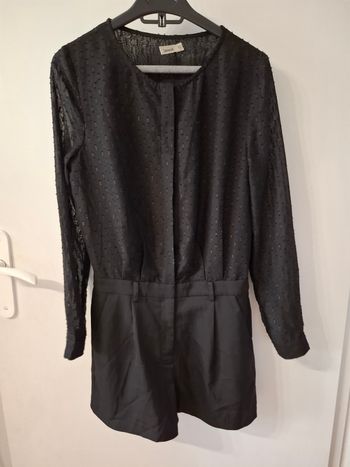Combishort taille 36 en très bon état 