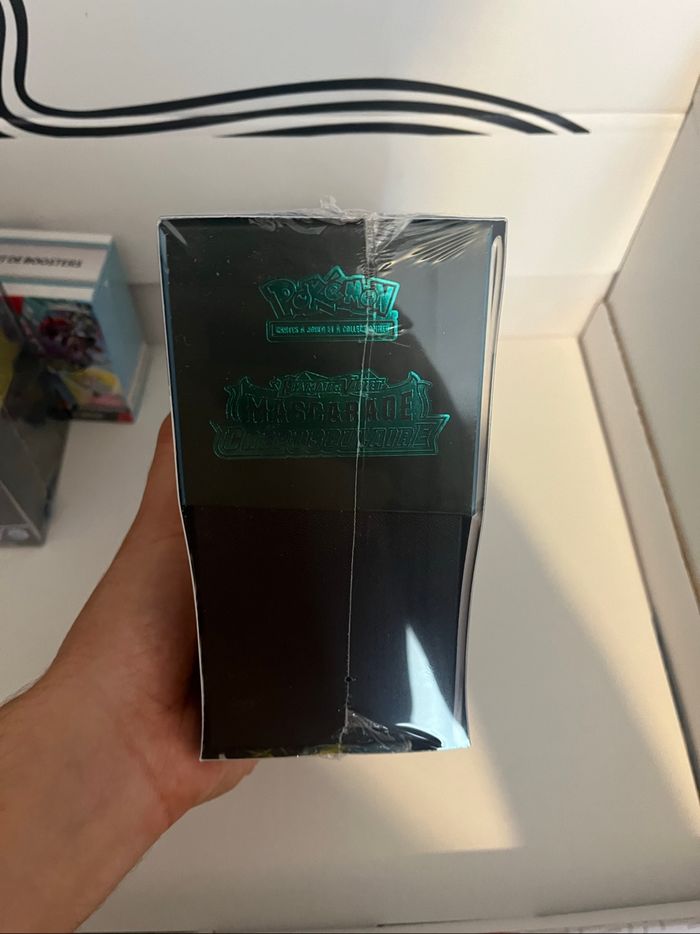 Pokémon ETB ev6 FR - photo numéro 3