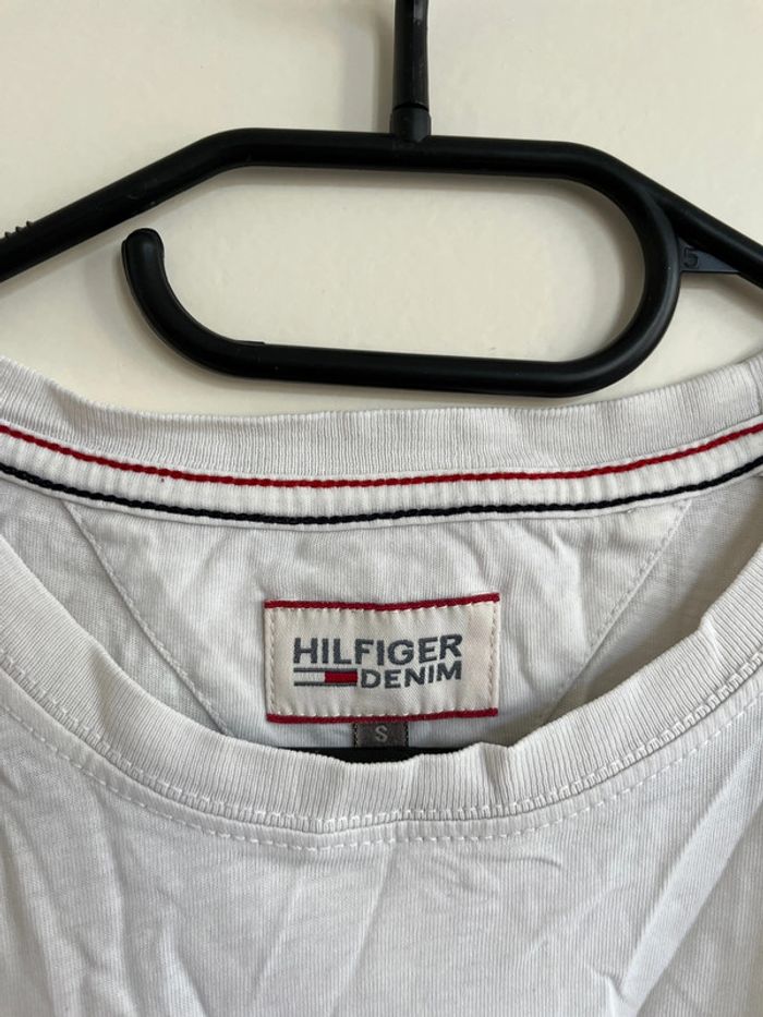 t-shirt tommy Hilfiger - photo numéro 3