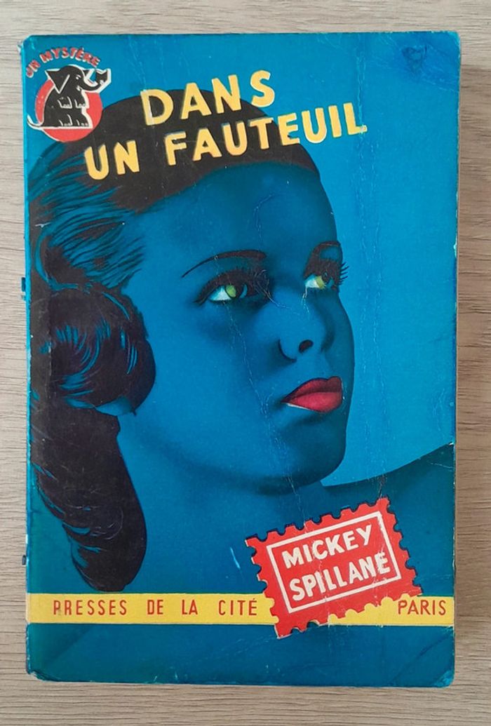 Dans un fauteuil Mickey spillane