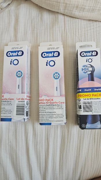 Lot de 14 brossettes oral b io