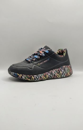 Skechers uno lite coeur taille 35 TBE