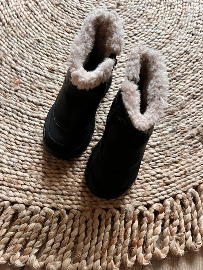 Bottines fourrées Zara 24 - photo numéro 2